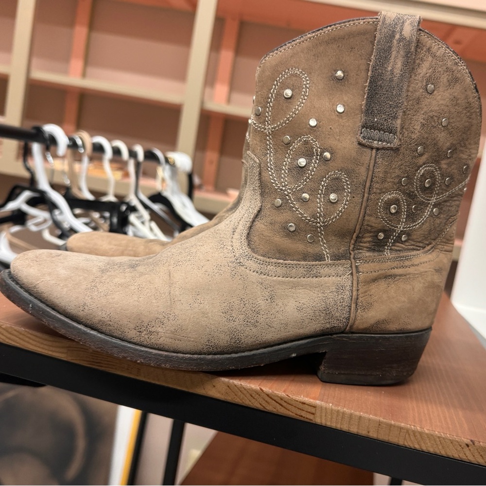 Vintage leather booties